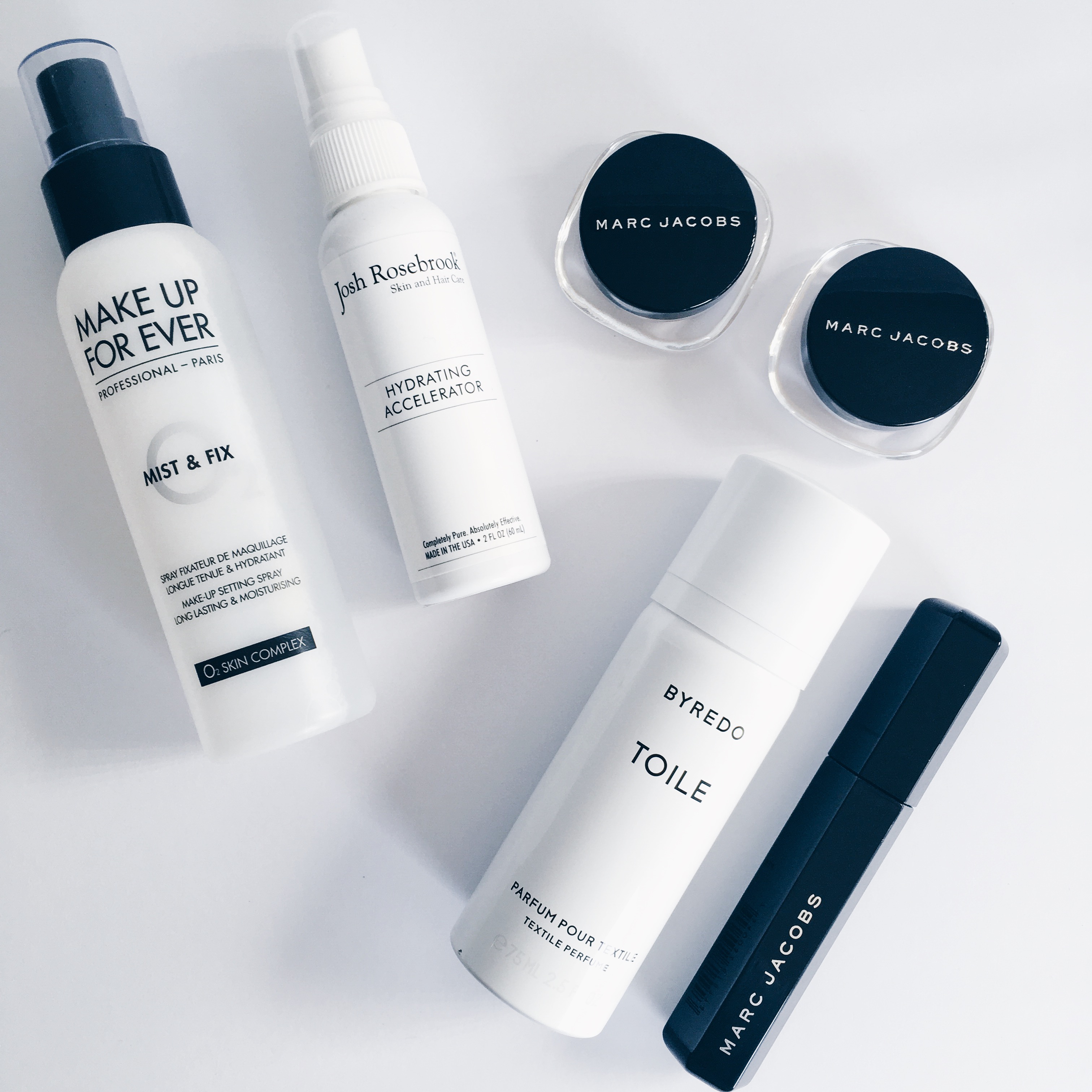 Monochrome Love